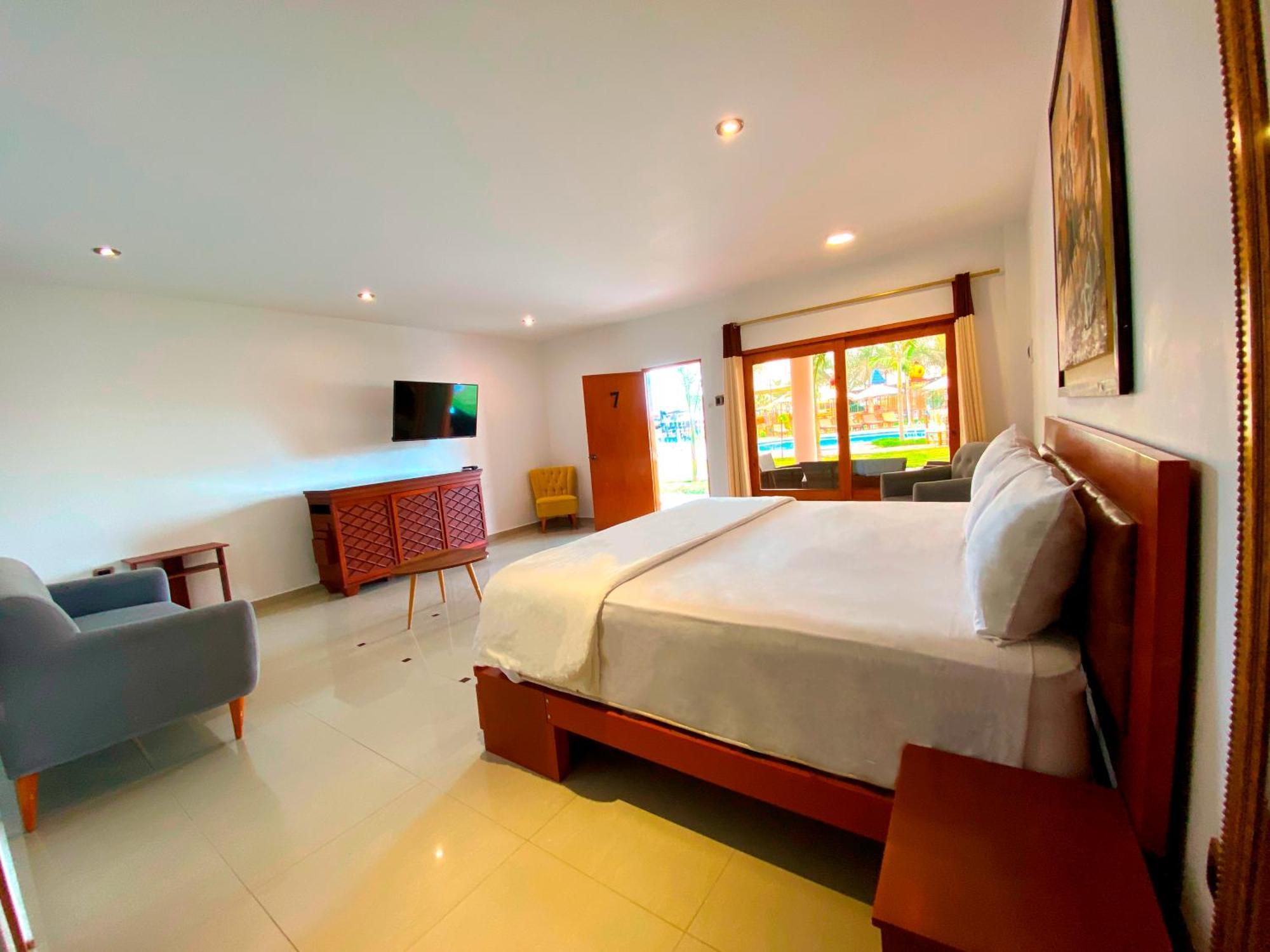 Hotel Resort Thiago 上钦查 外观 照片